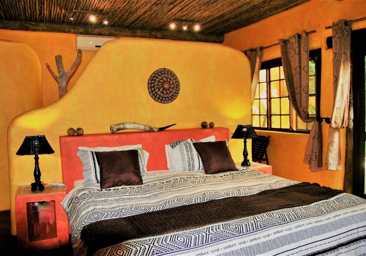 ホテル Kwalucia Private Safari Retreat Saint Lucia Estuary エクステリア 写真